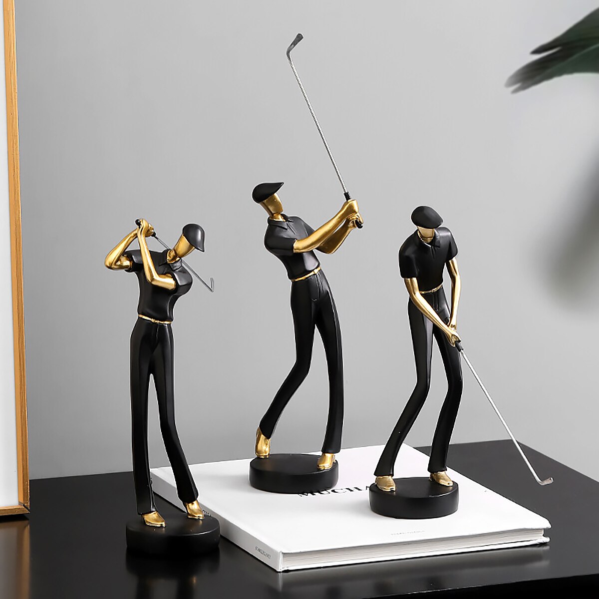 Champion's Golf Figurine Set